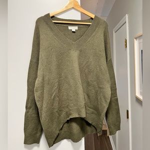 Treasure & Bond V-Neck Sweater, olive green